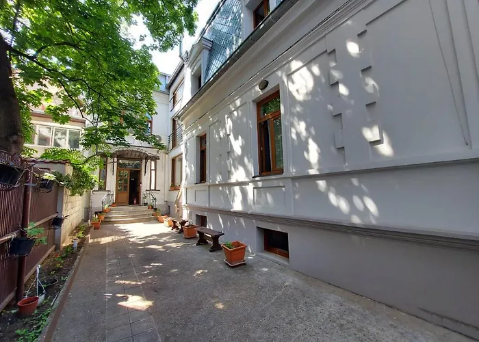 Happy Accomodation