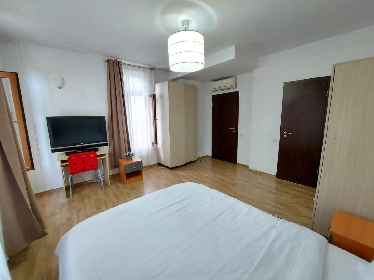 Happy Hotel Bucharest