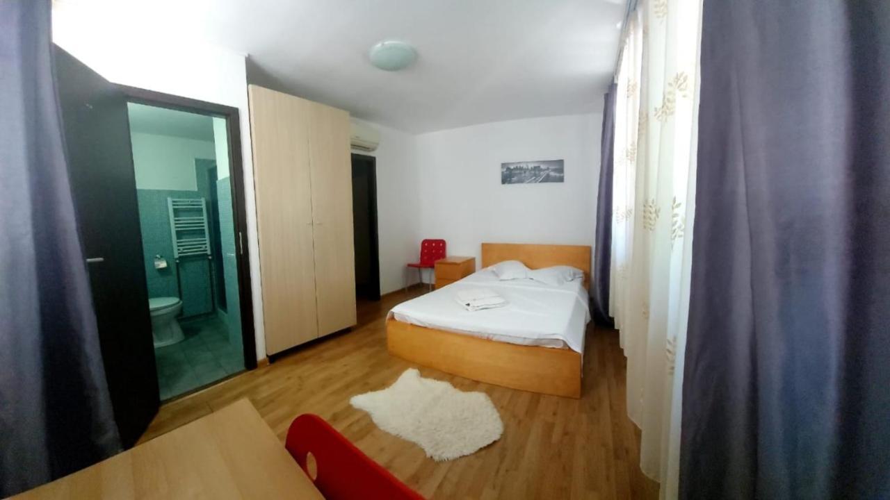Happy Hotel Bucharest